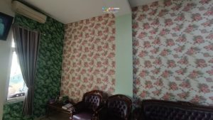 Nirwana Deco telah menyelesaikan Proyek Pemasangan Wallpaper di Wanamukti, Semarang Jawa Tengah